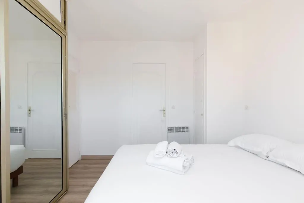Le France -Rare, 6 Couchages, Clim, Wifi, 2 Sdb, 2Wc, Parking Apartment Antibes 0*,