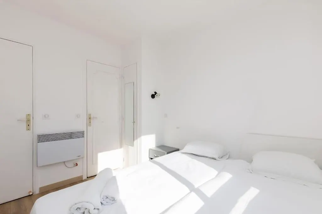 Le France -Rare, 6 Couchages, Clim, Wifi, 2 Sdb, 2Wc, Parking Apartment Antibes