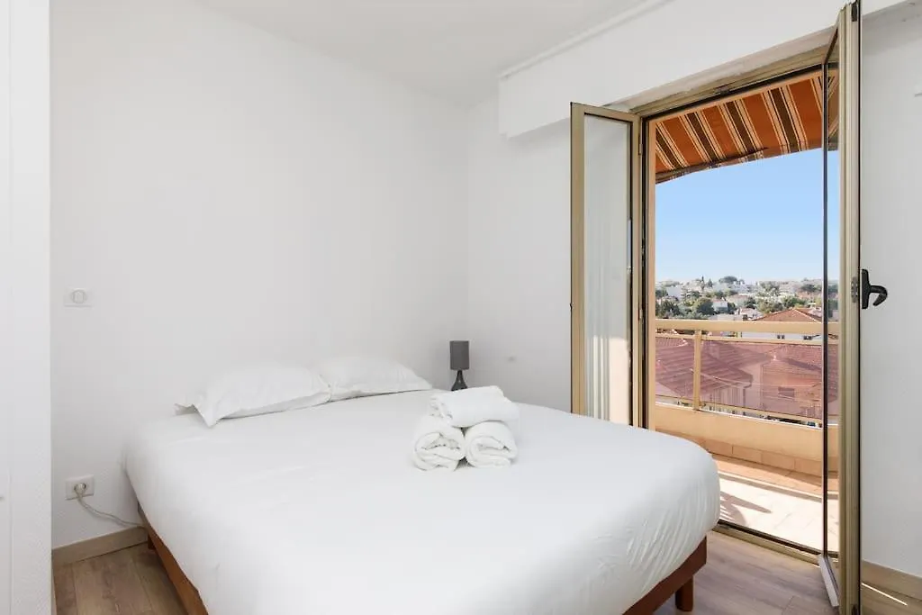 Le France -Rare, 6 Couchages, Clim, Wifi, 2 Sdb, 2Wc, Parking Apartment Antibes